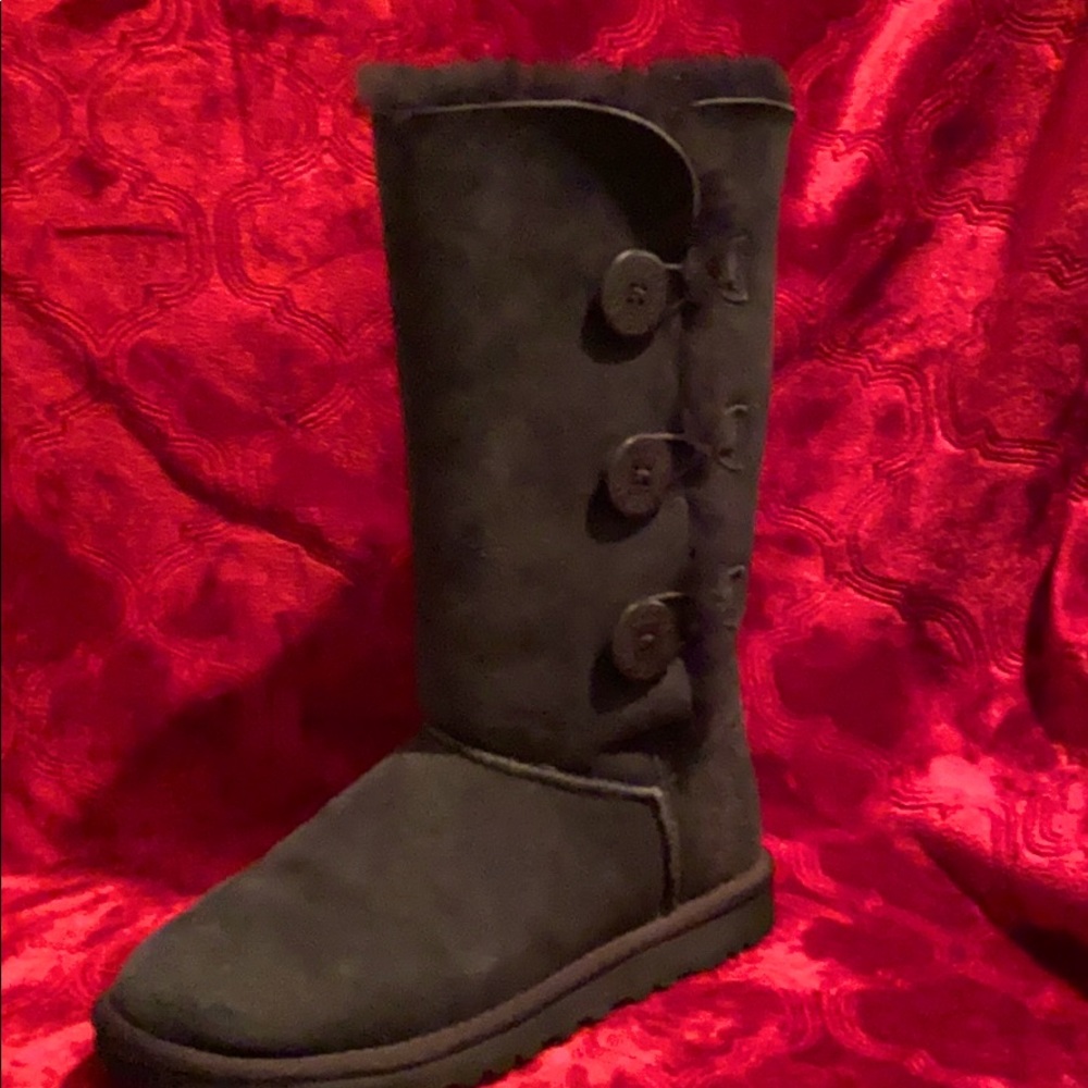 Tall Black Bailey Button Ugg Boots